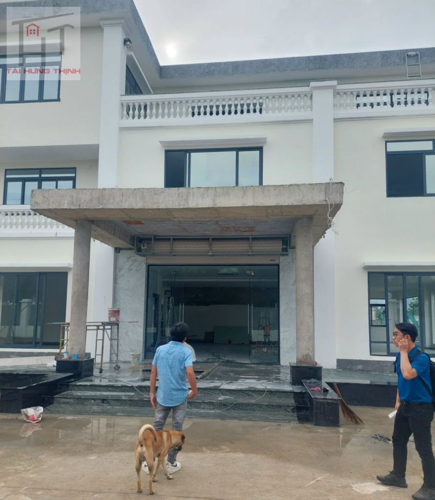 CÔNG TY TNHH TM XÂY DỰNG TRANG TRÍ NỘI THẤT TÀI HƯNG THỊNH